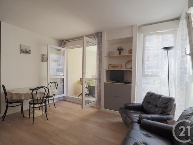 Appartement F1 à louer - 1 pièce - 30.0 m2 - LA GRANDE MOTTE - 34 - LANGUEDOC-ROUSSILLON - Century 21 Rouvière Immobilier
