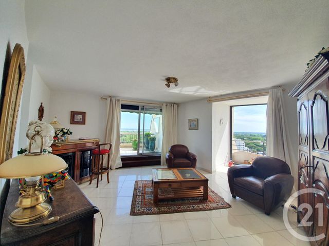 Appartement F4 à louer - 4 pièces - 80.0 m2 - LA GRANDE MOTTE - 34 - LANGUEDOC-ROUSSILLON - Century 21 Rouvière Immobilier Appartement F4 à louer - 4 pièces - 80.0 m2 - LA GRANDE MOTTE - 34 - LANGUEDOC-ROUSSILLON - Century 21 Rouvière Immobilier