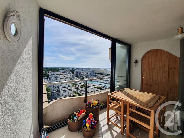 Appartement F4 à louer - 4 pièces - 80.0 m2 - LA GRANDE MOTTE - 34 - LANGUEDOC-ROUSSILLON - Century 21 Rouvière Immobilier Appartement F4 à louer - 4 pièces - 80.0 m2 - LA GRANDE MOTTE - 34 - LANGUEDOC-ROUSSILLON - Century 21 Rouvière Immobilier