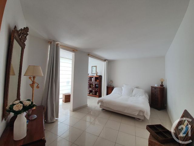 Appartement F4 à louer - 4 pièces - 80.0 m2 - LA GRANDE MOTTE - 34 - LANGUEDOC-ROUSSILLON - Century 21 Rouvière Immobilier Appartement F4 à louer - 4 pièces - 80.0 m2 - LA GRANDE MOTTE - 34 - LANGUEDOC-ROUSSILLON - Century 21 Rouvière Immobilier