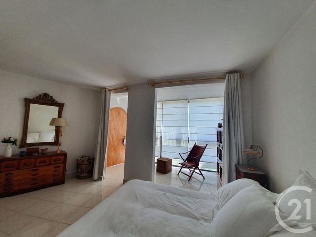 Appartement F4 à louer - 4 pièces - 80.0 m2 - LA GRANDE MOTTE - 34 - LANGUEDOC-ROUSSILLON - Century 21 Rouvière Immobilier Appartement F4 à louer - 4 pièces - 80.0 m2 - LA GRANDE MOTTE - 34 - LANGUEDOC-ROUSSILLON - Century 21 Rouvière Immobilier