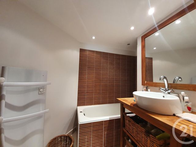 Appartement F4 à louer - 4 pièces - 80.0 m2 - LA GRANDE MOTTE - 34 - LANGUEDOC-ROUSSILLON - Century 21 Rouvière Immobilier Appartement F4 à louer - 4 pièces - 80.0 m2 - LA GRANDE MOTTE - 34 - LANGUEDOC-ROUSSILLON - Century 21 Rouvière Immobilier