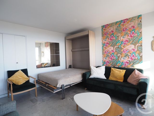 Afficher la photo en grand Studio à vendre - 1 pièce - 24.0 m2 - LA GRANDE MOTTE - 34 - LANGUEDOC-ROUSSILLON - Century 21 Rouvière Immobilier
