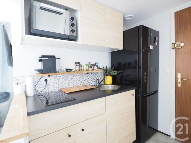 Afficher la photo en grand Studio à vendre - 1 pièce - 24.0 m2 - LA GRANDE MOTTE - 34 - LANGUEDOC-ROUSSILLON - Century 21 Rouvière Immobilier