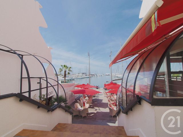 Afficher la photo en grand Studio à louer - 1 pièce - 14.72 m2 - LA GRANDE MOTTE - 34 - LANGUEDOC-ROUSSILLON - Century 21 Rouvière Immobilier