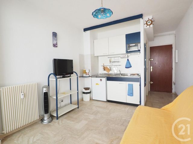Afficher la photo en grand Studio à louer - 1 pièce - 14.72 m2 - LA GRANDE MOTTE - 34 - LANGUEDOC-ROUSSILLON - Century 21 Rouvière Immobilier