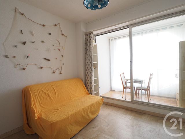 Afficher la photo en grand Studio à louer - 1 pièce - 14.72 m2 - LA GRANDE MOTTE - 34 - LANGUEDOC-ROUSSILLON - Century 21 Rouvière Immobilier
