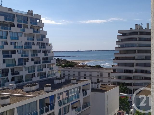 Afficher la photo en grand Appartement à louer - 2 pièces - 33.0 m2 - LA GRANDE MOTTE - 34 - LANGUEDOC-ROUSSILLON - Century 21 Rouvière Immobilier