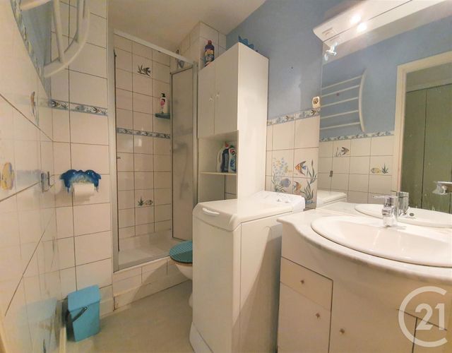 Afficher la photo en grand Studio Cabine à louer - 1 pièce - 27.0 m2 - LA GRANDE MOTTE - 34 - LANGUEDOC-ROUSSILLON - Century 21 Rouvière Immobilier