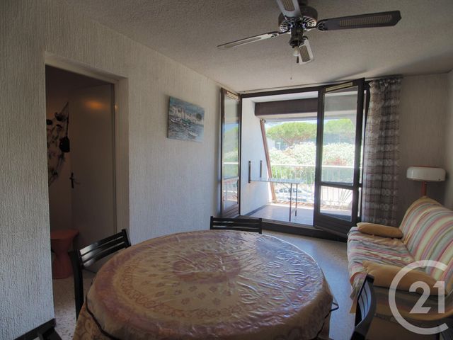 Afficher la photo en grand Studio Cabine à vendre - 1 pièce - 27.0 m2 - LA GRANDE MOTTE - 34 - LANGUEDOC-ROUSSILLON - Century 21 Rouvière Immobilier