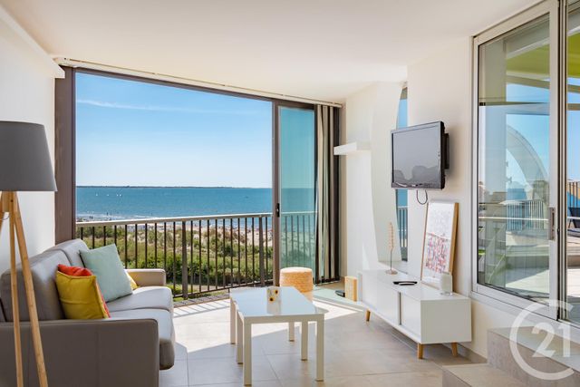 Afficher la photo en grand Appartement T4 à louer - 4 pièces - 100.0 m2 - LA GRANDE MOTTE - 34 - LANGUEDOC-ROUSSILLON - Century 21 Rouvière Immobilier