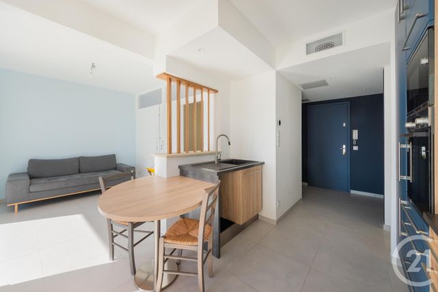 Appartement F3 à vendre - 3 pièces - 55.0 m2 - LA GRANDE MOTTE - 34 - LANGUEDOC-ROUSSILLON - Century 21 Rouvière Immobilier Appartement F3 à vendre - 3 pièces - 55.0 m2 - LA GRANDE MOTTE - 34 - LANGUEDOC-ROUSSILLON - Century 21 Rouvière Immobilier