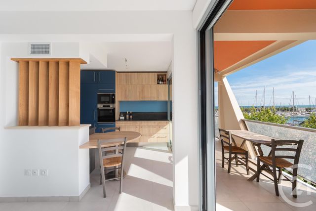 Appartement F3 à vendre - 3 pièces - 55.0 m2 - LA GRANDE MOTTE - 34 - LANGUEDOC-ROUSSILLON - Century 21 Rouvière Immobilier Appartement F3 à vendre - 3 pièces - 55.0 m2 - LA GRANDE MOTTE - 34 - LANGUEDOC-ROUSSILLON - Century 21 Rouvière Immobilier