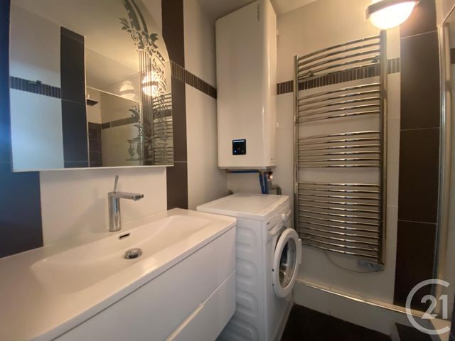 Studio Cabine à vendre - 1 pièce - 35.0 m2 - LA GRANDE MOTTE - 34 - LANGUEDOC-ROUSSILLON - Century 21 Rouvière Immobilier Studio Cabine à vendre - 1 pièce - 35.0 m2 - LA GRANDE MOTTE - 34 - LANGUEDOC-ROUSSILLON - Century 21 Rouvière Immobilier
