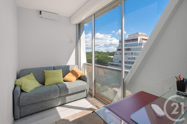 Afficher la photo en grand Appartement T2 à vendre - 2 pièces - 37.0 m2 - LA GRANDE MOTTE - 34 - LANGUEDOC-ROUSSILLON - Century 21 Rouvière Immobilier