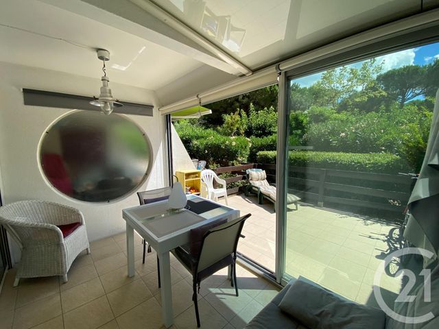 Afficher la photo en grand Studio Cabine à vendre - 1 pièce - 22.0 m2 - LA GRANDE MOTTE - 34 - LANGUEDOC-ROUSSILLON - Century 21 Rouvière Immobilier