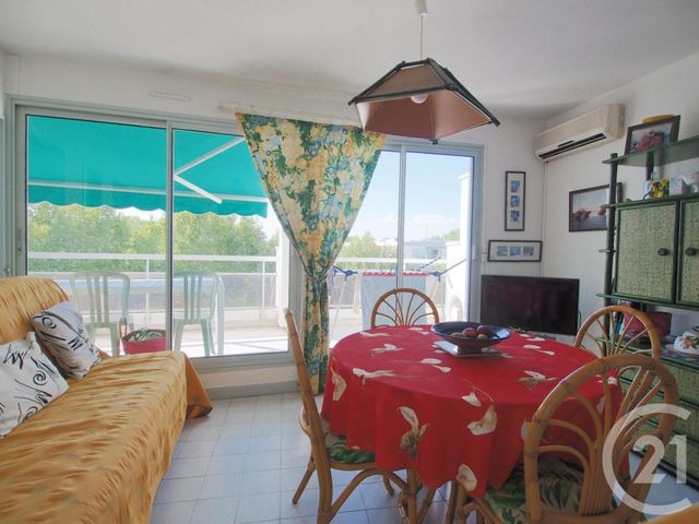 Afficher la photo en grand Appartement F2 à vendre - 2 pièces - 30.0 m2 - LA GRANDE MOTTE - 34 - LANGUEDOC-ROUSSILLON - Century 21 Rouvière Immobilier