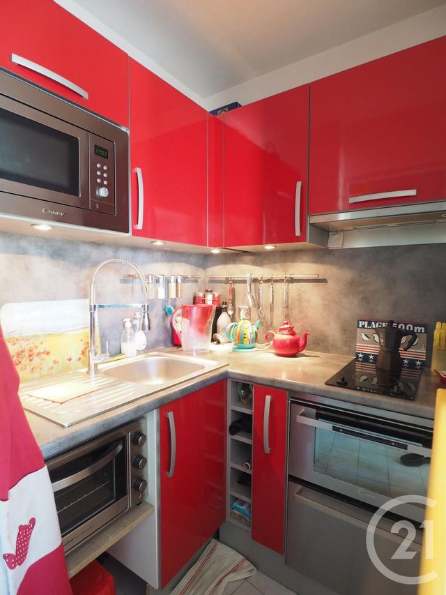 Afficher la photo en grand Appartement F2 à vendre - 2 pièces - 30.0 m2 - LA GRANDE MOTTE - 34 - LANGUEDOC-ROUSSILLON - Century 21 Rouvière Immobilier
