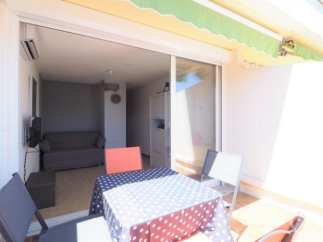 Studio Cabine à louer - 1 pièce - 22.0 m2 - LA GRANDE MOTTE - 34 - LANGUEDOC-ROUSSILLON - Century 21 Rouvière Immobilier