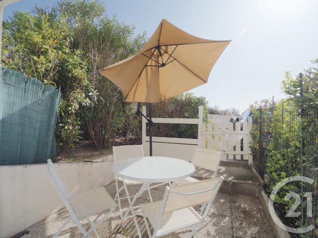 Studio à louer - 1 pièce - 31.0 m2 - LA GRANDE MOTTE - 34 - LANGUEDOC-ROUSSILLON - Century 21 Rouvière Immobilier