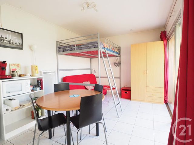 Studio à louer - 1 pièce - 20.0 m2 - LA GRANDE MOTTE - 34 - LANGUEDOC-ROUSSILLON - Century 21 Rouvière Immobilier