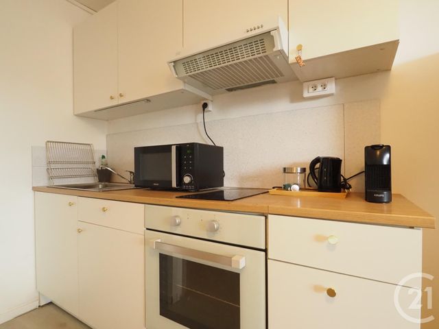 Studio à louer - 1 pièce - 21.0 m2 - LA GRANDE MOTTE - 34 - LANGUEDOC-ROUSSILLON - Century 21 Rouvière Immobilier