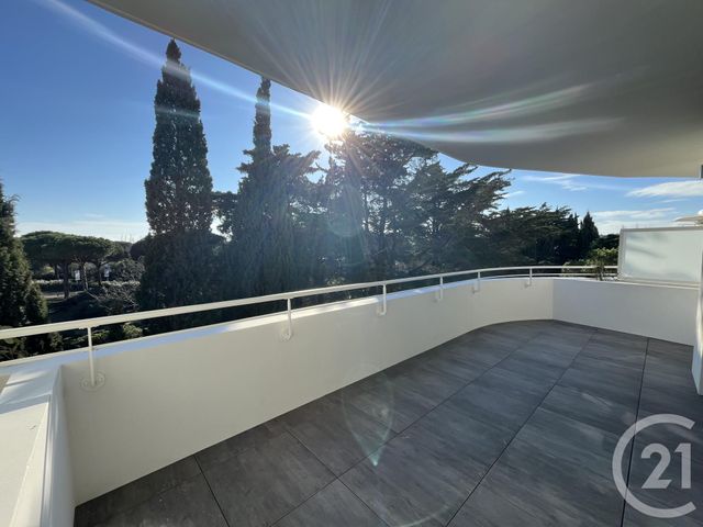 Appartement T3 à vendre - 3 pièces - 65.9 m2 - LA GRANDE MOTTE - 34 - LANGUEDOC-ROUSSILLON - Century 21 Rouvière Immobilier
