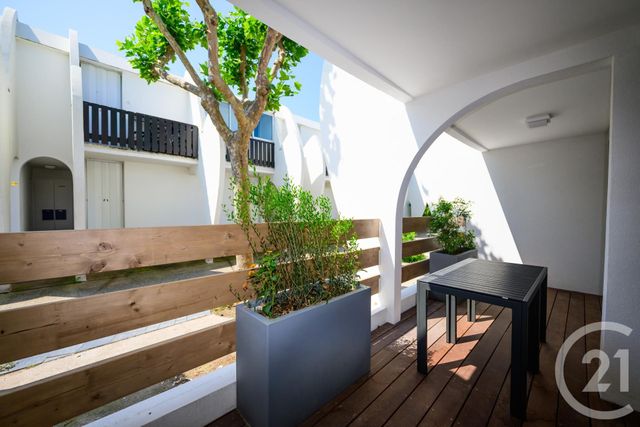 Appartement F1 à vendre - 2 pièces - 42.6 m2 - LA GRANDE MOTTE - 34 - LANGUEDOC-ROUSSILLON - Century 21 Rouvière Immobilier