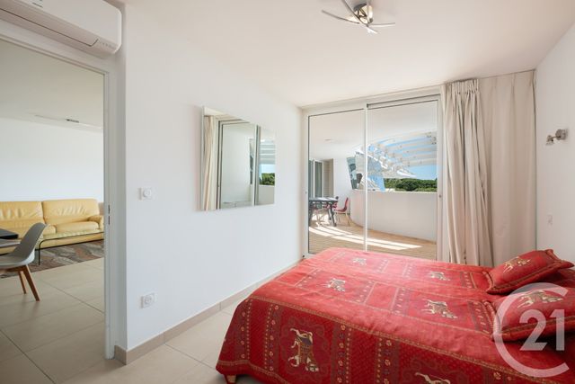 Appartement T4 à vendre - 4 pièces - 100.25 m2 - LA GRANDE MOTTE - 34 - LANGUEDOC-ROUSSILLON - Century 21 Rouvière Immobilier