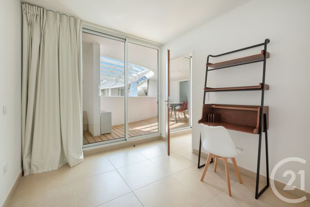 Appartement T4 à vendre - 4 pièces - 100.25 m2 - LA GRANDE MOTTE - 34 - LANGUEDOC-ROUSSILLON - Century 21 Rouvière Immobilier