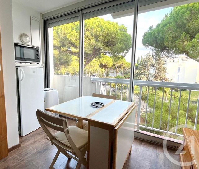 Appartement Studio Cabine à louer - 1 pièce - 24.15 m2 - LA GRANDE MOTTE - 34 - LANGUEDOC-ROUSSILLON - Century 21 Rouvière Immobilier