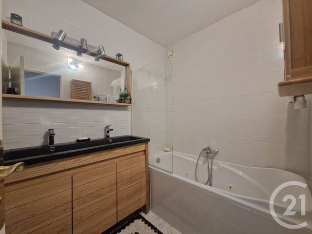 Appartement T3 à vendre - 4 pièces - 86.0 m2 - LA GRANDE MOTTE - 34 - LANGUEDOC-ROUSSILLON - Century 21 Rouvière Immobilier