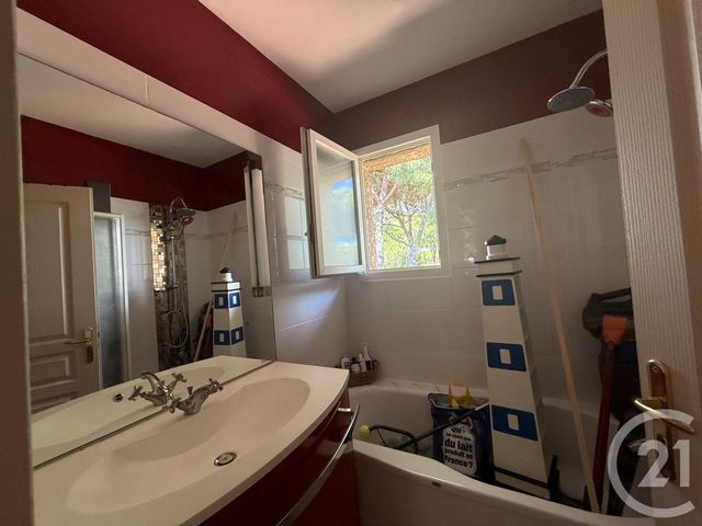 Appartement F2 à vendre - 2 pièces - 42.3 m2 - LA GRANDE MOTTE - 34 - LANGUEDOC-ROUSSILLON - Century 21 Rouvière Immobilier