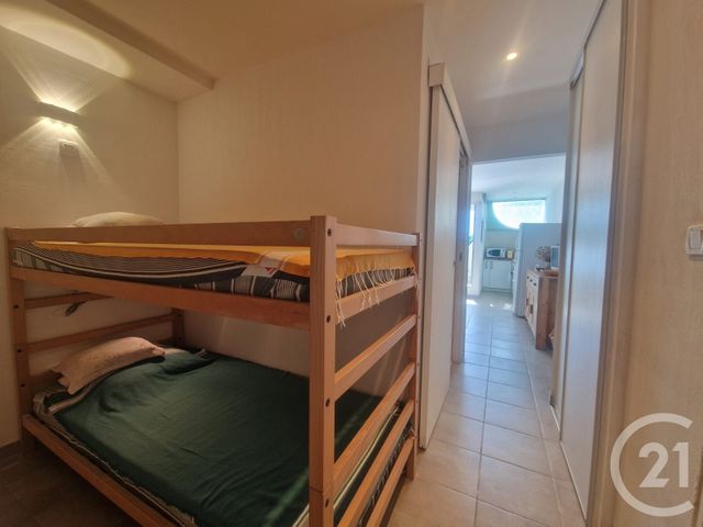 Appartement à vendre - 2 pièces - 32.0 m2 - LA GRANDE MOTTE - 34 - LANGUEDOC-ROUSSILLON - Century 21 Rouvière Immobilier