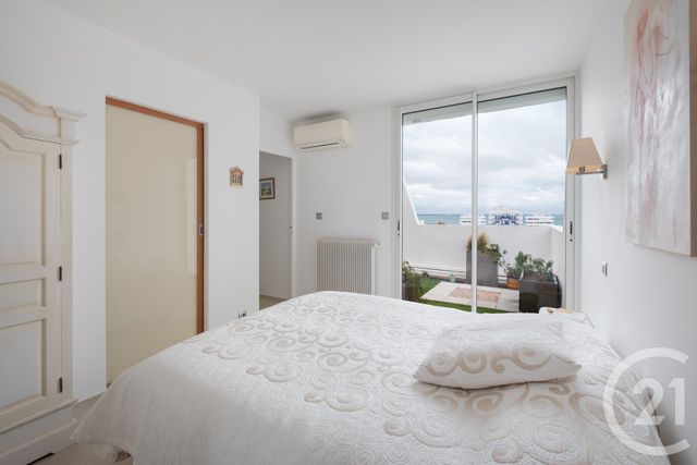 Appartement T4 à vendre - 4 pièces - 113.0 m2 - LA GRANDE MOTTE - 34 - LANGUEDOC-ROUSSILLON - Century 21 Rouvière Immobilier