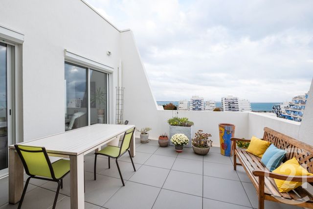 Appartement T4 à vendre - 4 pièces - 113.0 m2 - LA GRANDE MOTTE - 34 - LANGUEDOC-ROUSSILLON - Century 21 Rouvière Immobilier