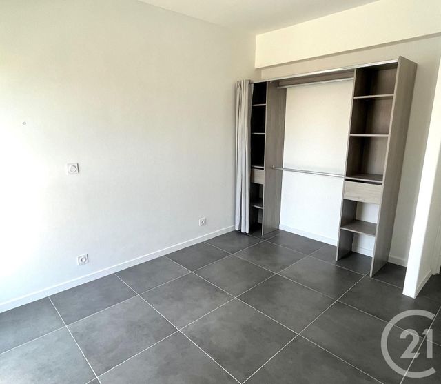 maison à louer - 5 pièces - 100.89 m2 - LA GRANDE MOTTE - 34 - LANGUEDOC-ROUSSILLON - Century 21 Rouvière Immobilier