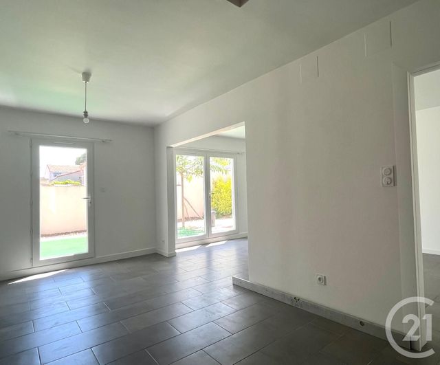 maison à louer - 5 pièces - 100.89 m2 - LA GRANDE MOTTE - 34 - LANGUEDOC-ROUSSILLON - Century 21 Rouvière Immobilier