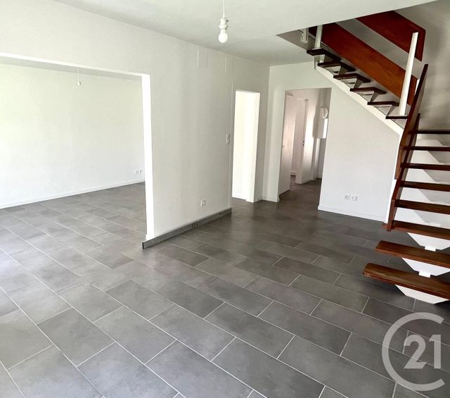 maison à louer - 5 pièces - 100.89 m2 - LA GRANDE MOTTE - 34 - LANGUEDOC-ROUSSILLON - Century 21 Rouvière Immobilier