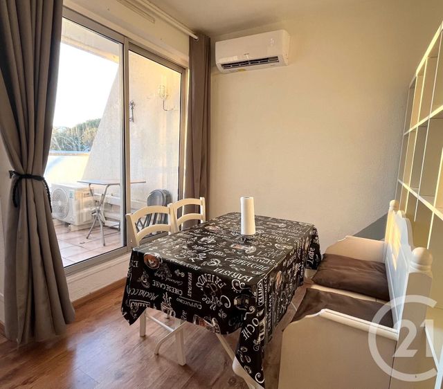 Appartement Studio Cabine à louer - 1 pièce - 25.51 m2 - LA GRANDE MOTTE - 34 - LANGUEDOC-ROUSSILLON - Century 21 Rouvière Immobilier