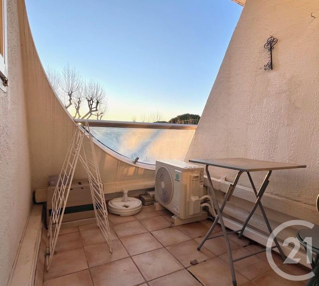 Appartement Studio Cabine à louer - 1 pièce - 25.51 m2 - LA GRANDE MOTTE - 34 - LANGUEDOC-ROUSSILLON - Century 21 Rouvière Immobilier