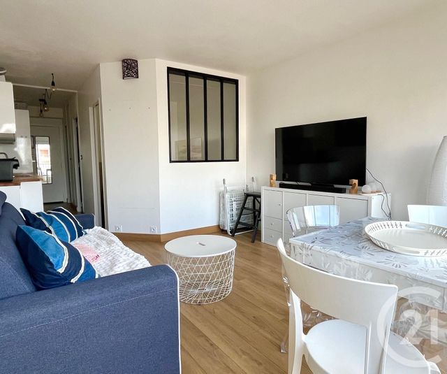Appartement Studio Cabine à louer - 1 pièce - 30.65 m2 - LA GRANDE MOTTE - 34 - LANGUEDOC-ROUSSILLON - Century 21 Rouvière Immobilier
