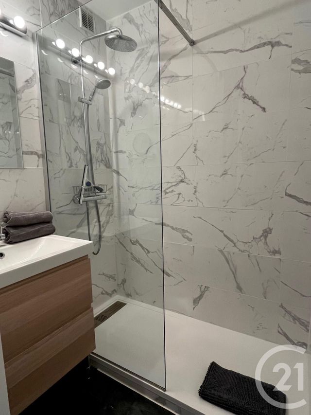 Appartement Studio Cabine à louer - 1 pièce - 30.65 m2 - LA GRANDE MOTTE - 34 - LANGUEDOC-ROUSSILLON - Century 21 Rouvière Immobilier