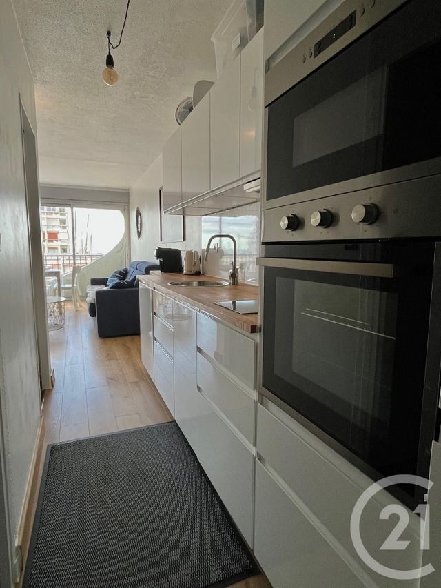 Appartement Studio Cabine à louer - 1 pièce - 30.65 m2 - LA GRANDE MOTTE - 34 - LANGUEDOC-ROUSSILLON - Century 21 Rouvière Immobilier