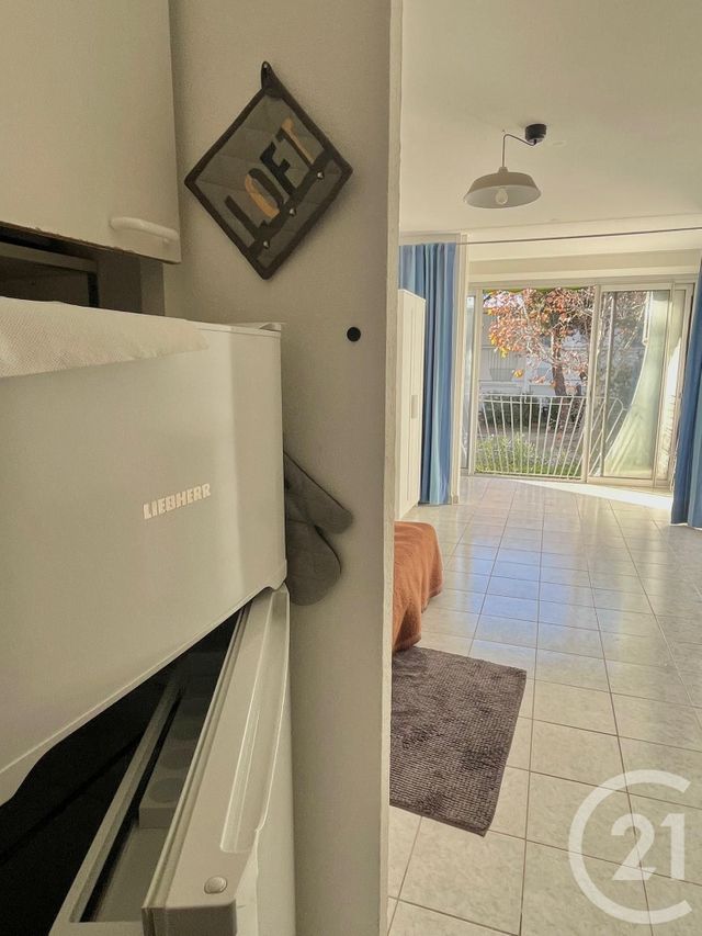 Appartement F1 à louer - 1 pièce - 21.74 m2 - LA GRANDE MOTTE - 34 - LANGUEDOC-ROUSSILLON - Century 21 Rouvière Immobilier