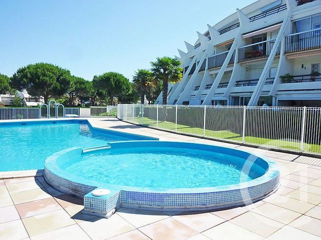 Appartement F2 à vendre - 2 pièces - 22.65 m2 - LA GRANDE MOTTE - 34 - LANGUEDOC-ROUSSILLON - Century 21 Rouvière Immobilier