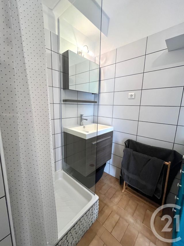 Appartement F2 à louer - 2 pièces - 30.58 m2 - LA GRANDE MOTTE - 34 - LANGUEDOC-ROUSSILLON - Century 21 Rouvière Immobilier