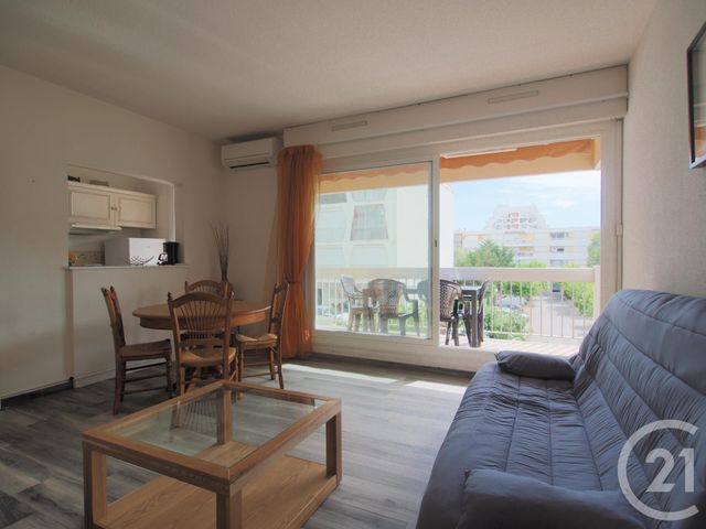 Appartement F2 à louer - 2 pièces - 43.27 m2 - LA GRANDE MOTTE - 34 - LANGUEDOC-ROUSSILLON - Century 21 Rouvière Immobilier