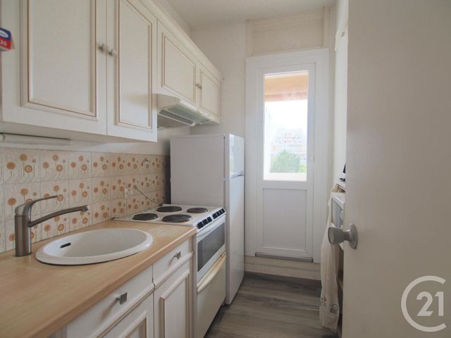 Appartement F2 à louer - 2 pièces - 43.27 m2 - LA GRANDE MOTTE - 34 - LANGUEDOC-ROUSSILLON - Century 21 Rouvière Immobilier