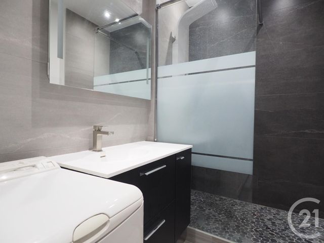 Appartement F2 à louer - 2 pièces - 43.27 m2 - LA GRANDE MOTTE - 34 - LANGUEDOC-ROUSSILLON - Century 21 Rouvière Immobilier